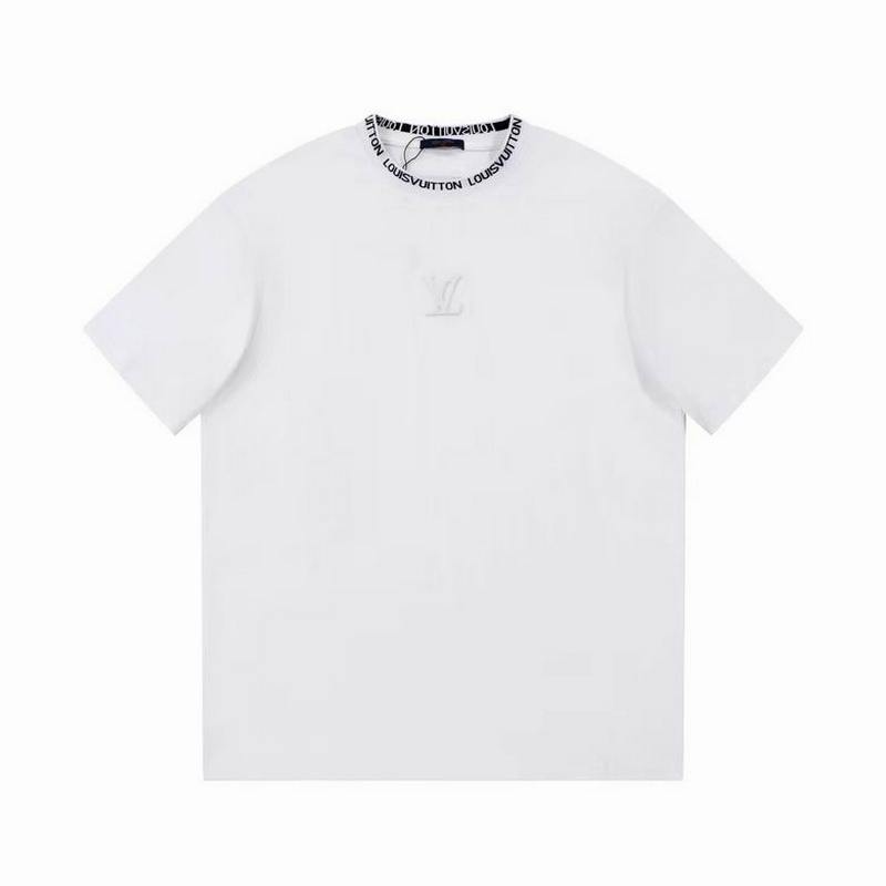 Louis Vuitton Men's T-shirts 1022